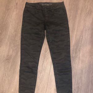 American Eagle! Skinny Camo Jean